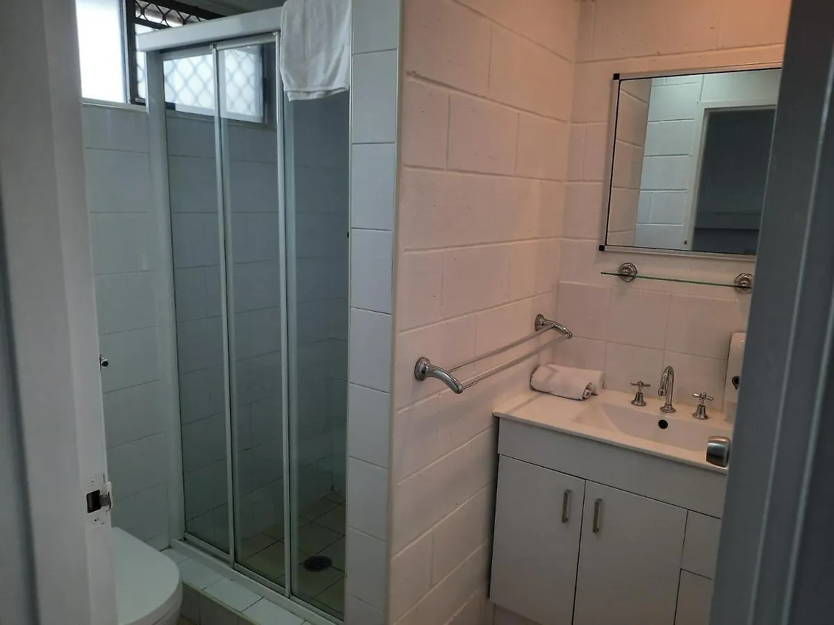 Cleveland Motor Inn 3*,